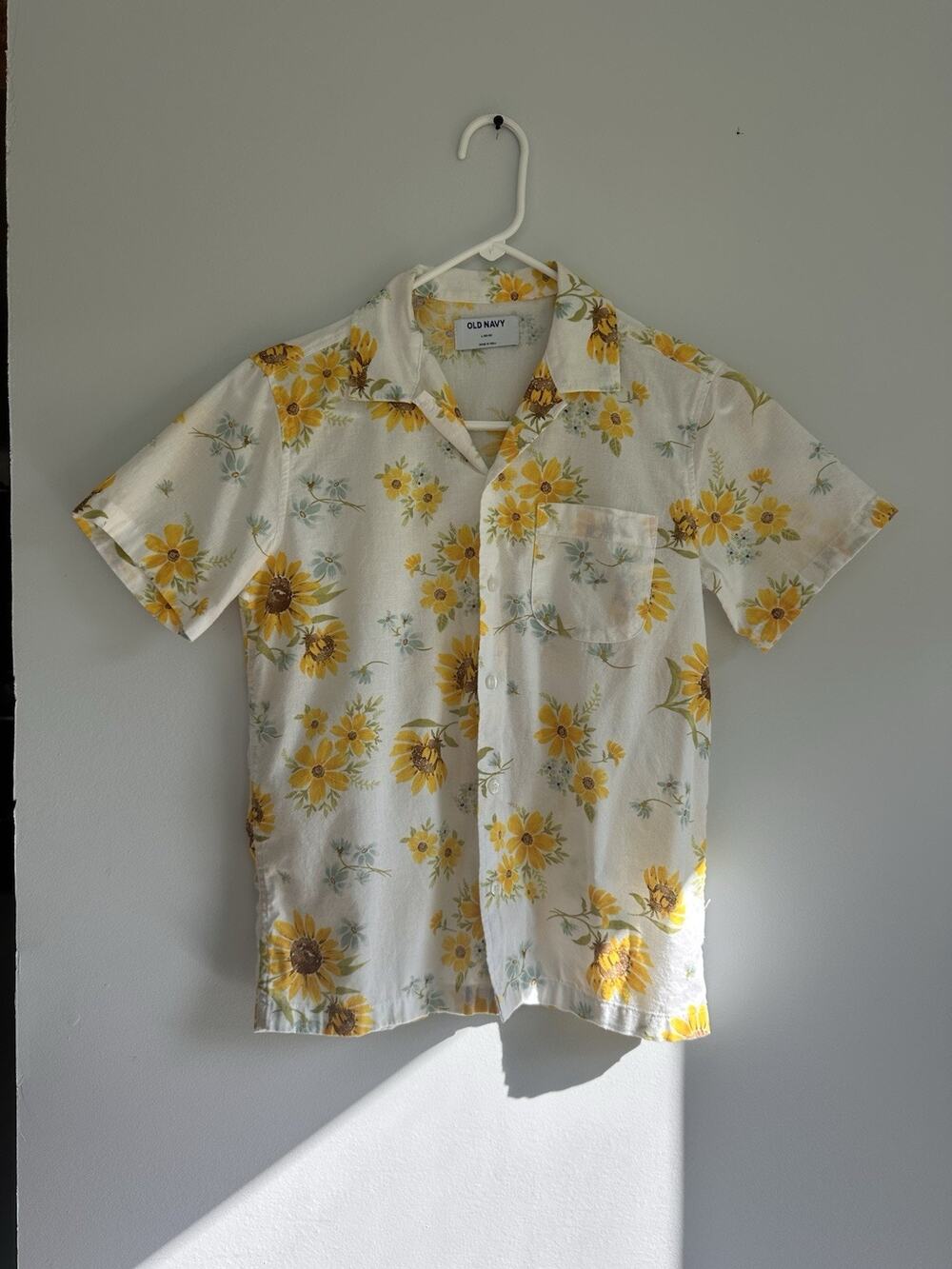 Old Navy Girls Size 10/12 Sunflower Button Front Shirt Short Sleeve Sunflower